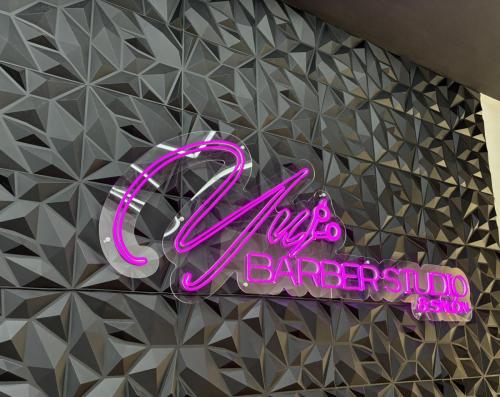 Cartell neon